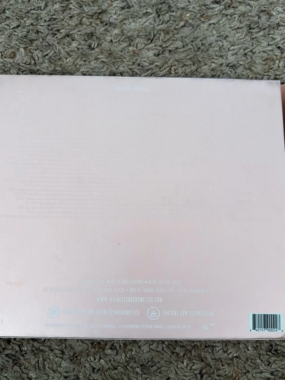 Jeffree Star Orgy Eyeshadow Palette - White with Pink Accents